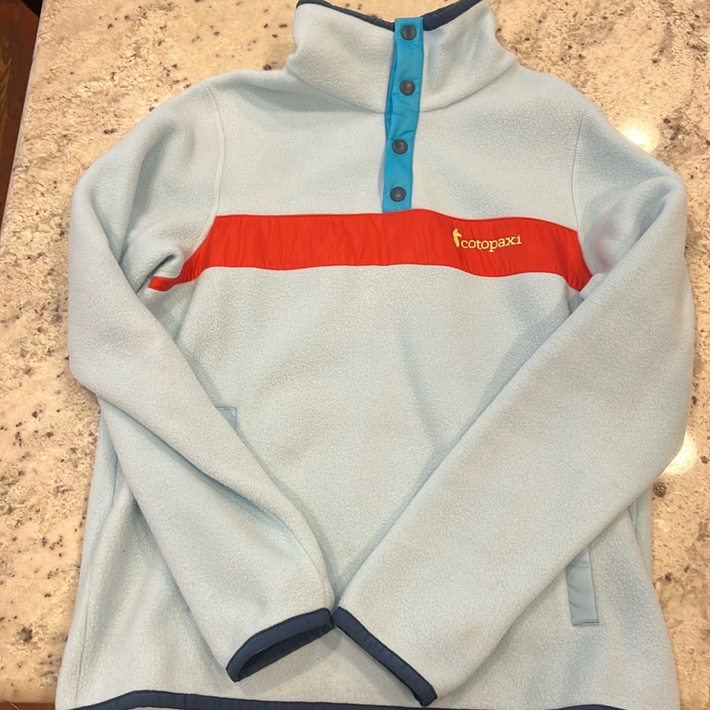 Cotopaxi Pullover Fleece with front buttons
